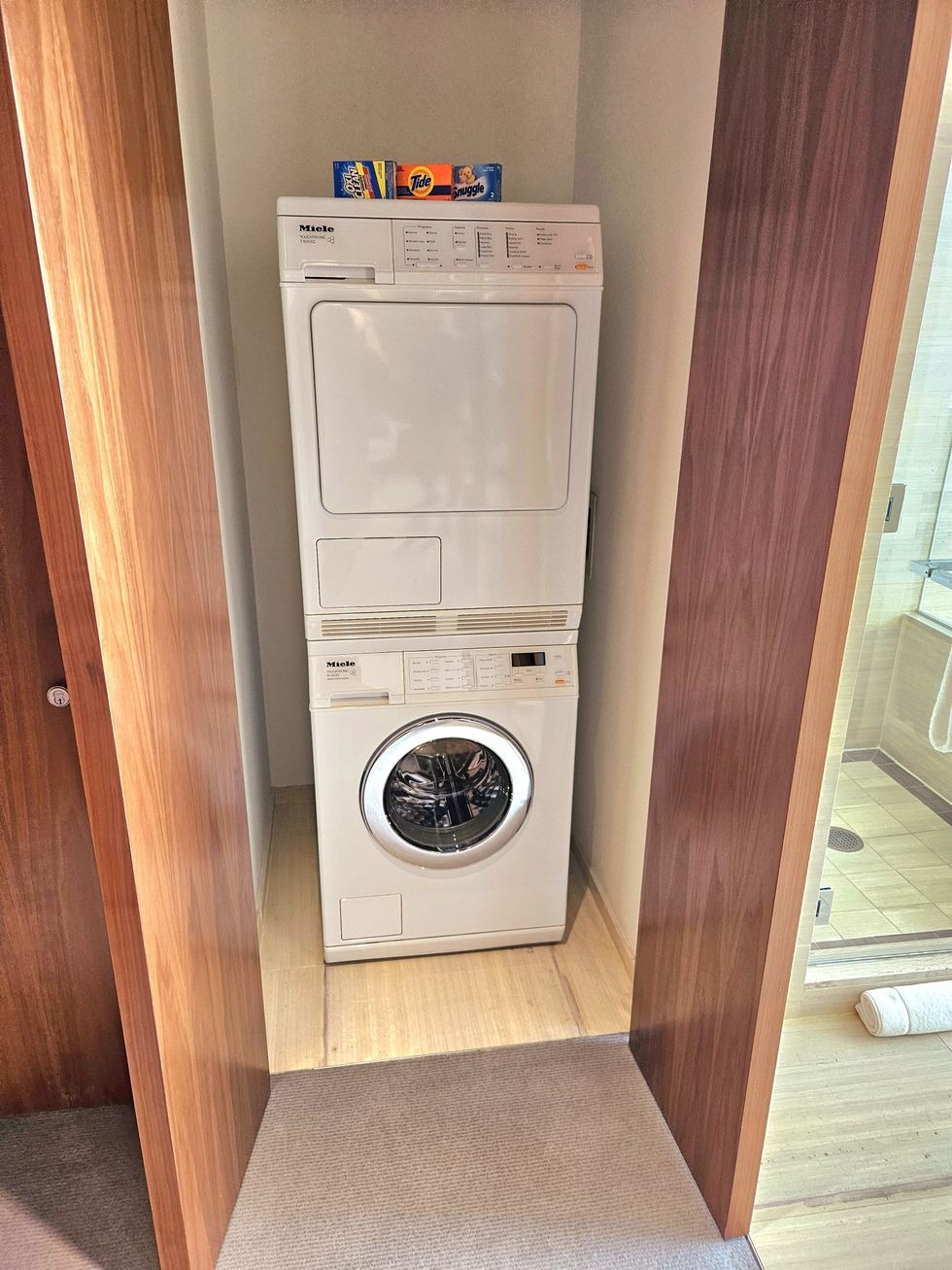 Escape to The Langham, New York for a romantic anniversary retreat with Daryl and Mark