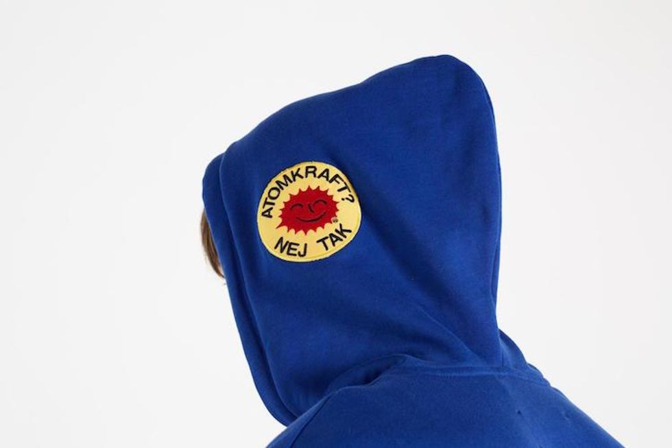 Études x 'Smiling Sun'