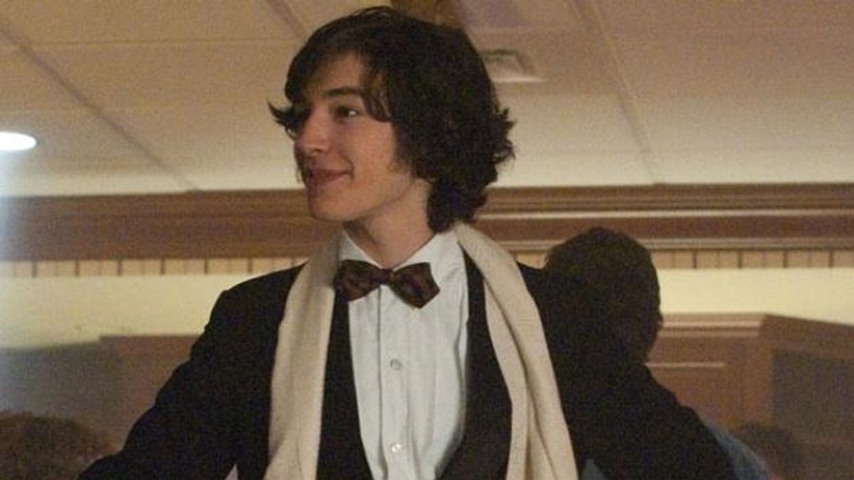 Ezra-miller-patrick-perks-rotator
