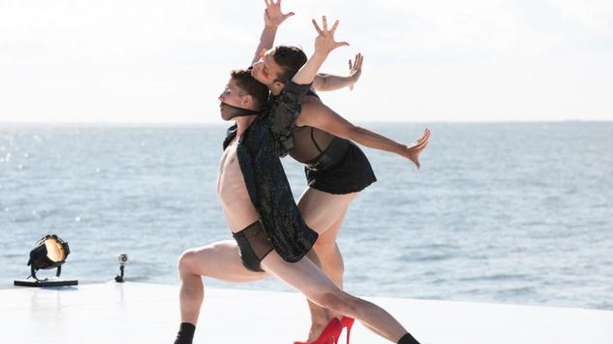 Fireislanddancerotate2