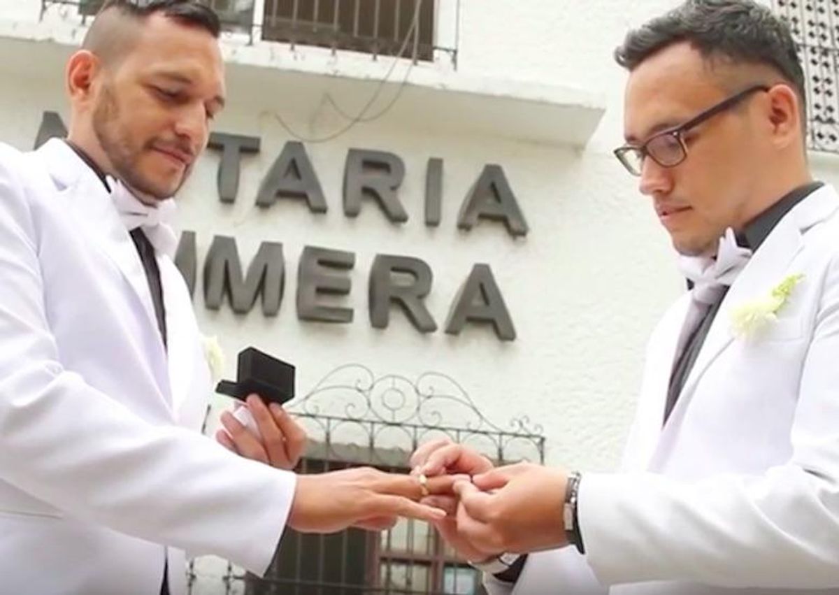 First same-sex marriage in Colombia