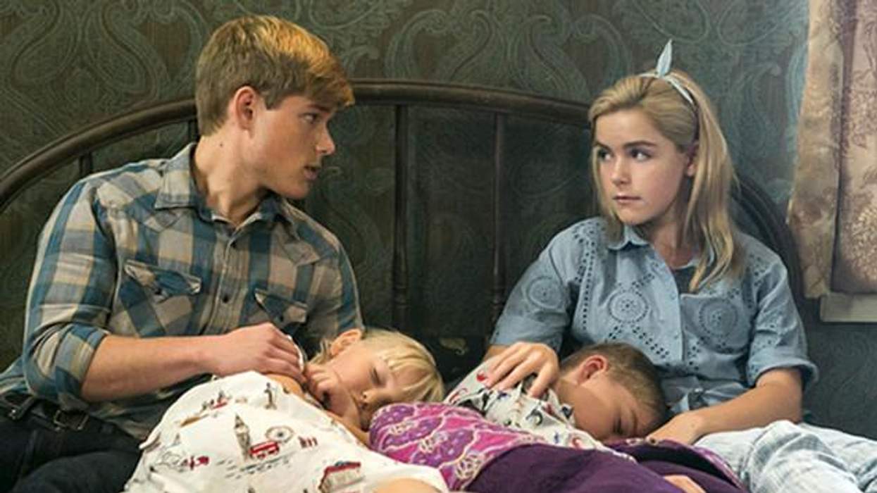 Flowers-in-the-atticmain