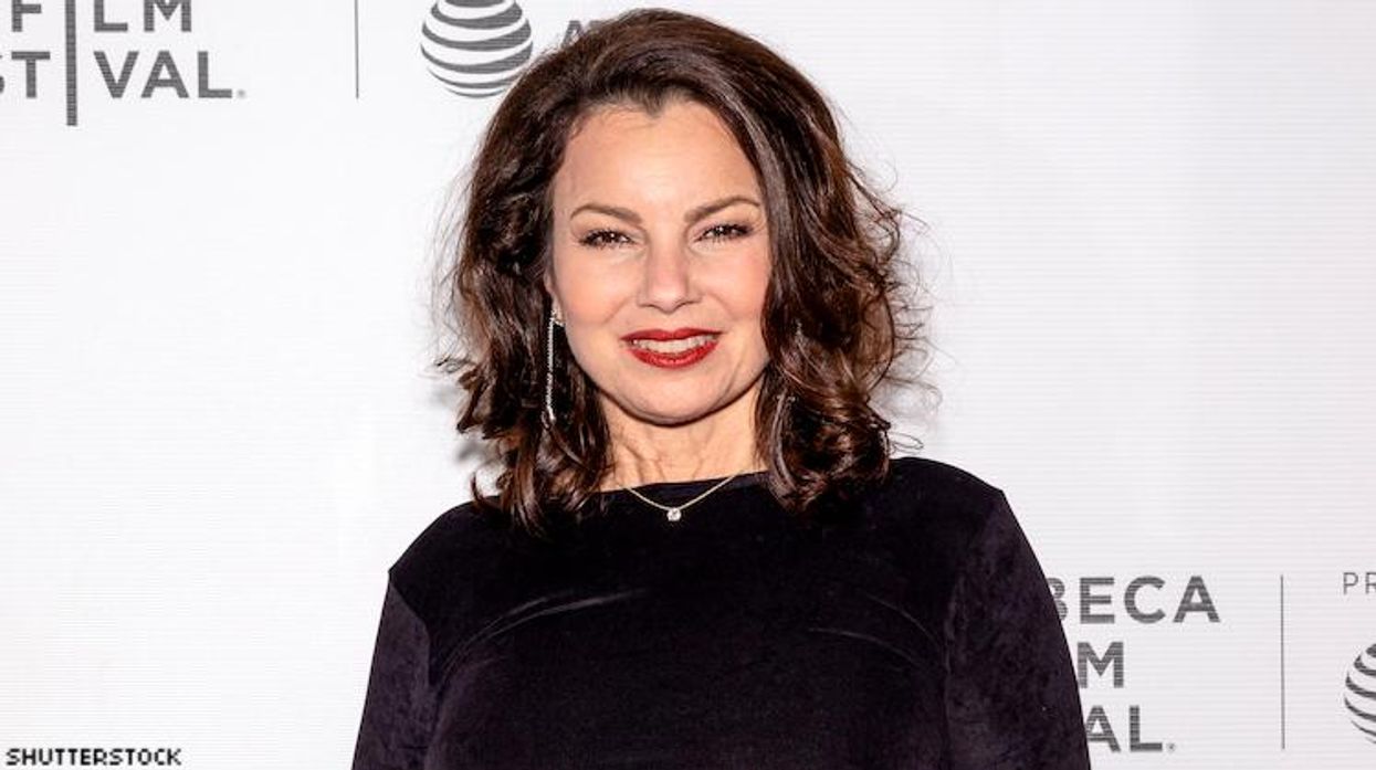 Fran Drescher on a red carpet.