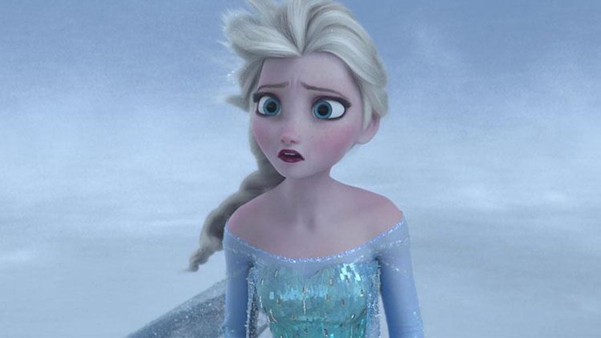 'Frozen 2' Director Hasn't Ruled Out a Female Love Interest for Elsa