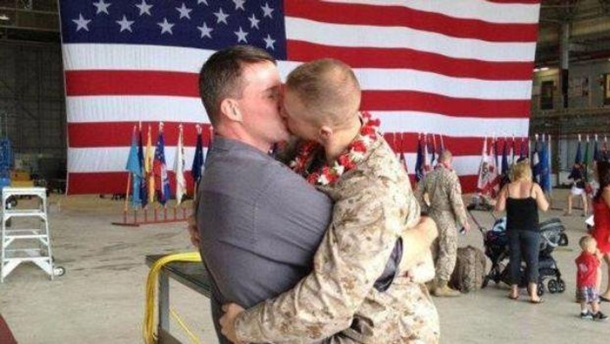 Gaymarinekissrotator