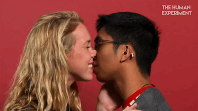 gays kissing straight women