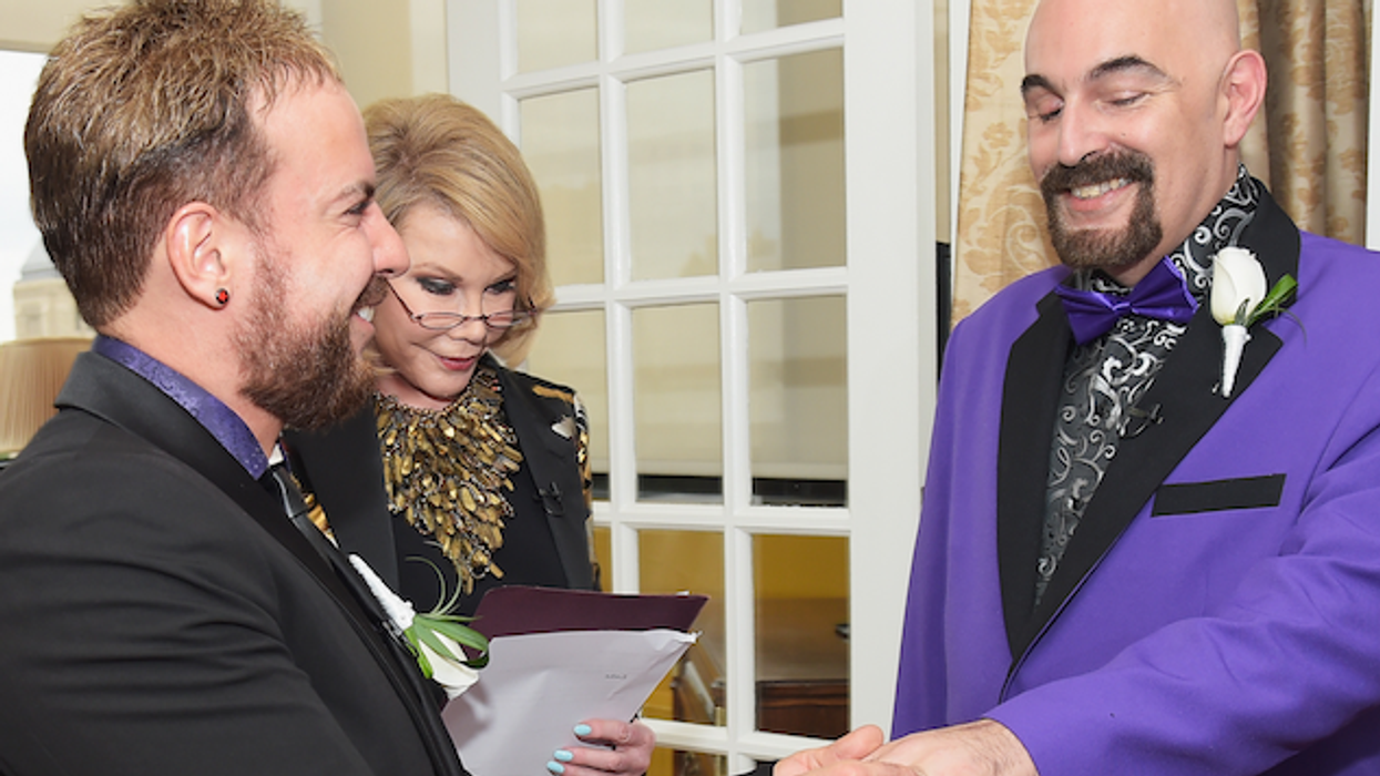 Gaywedding-joanrivers-cr