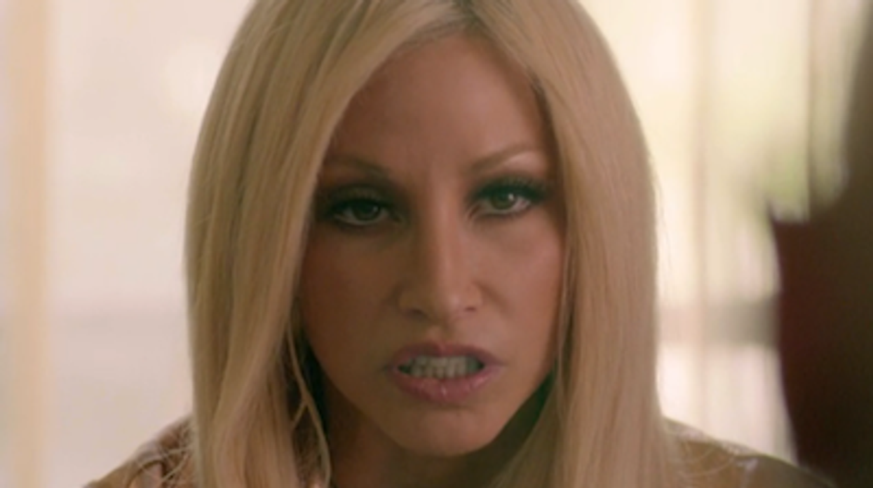 Gina-gershon-versacex400