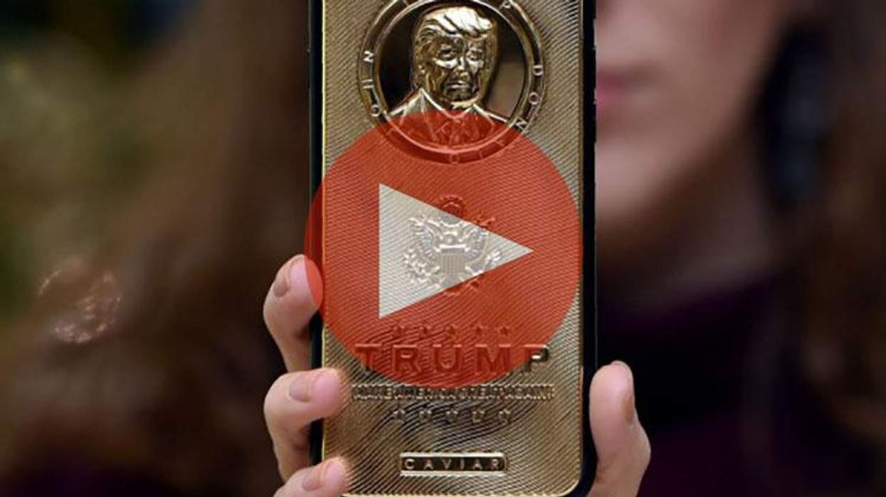 Gold-plated iPhones Celebrate the Love Between Trump and Putin