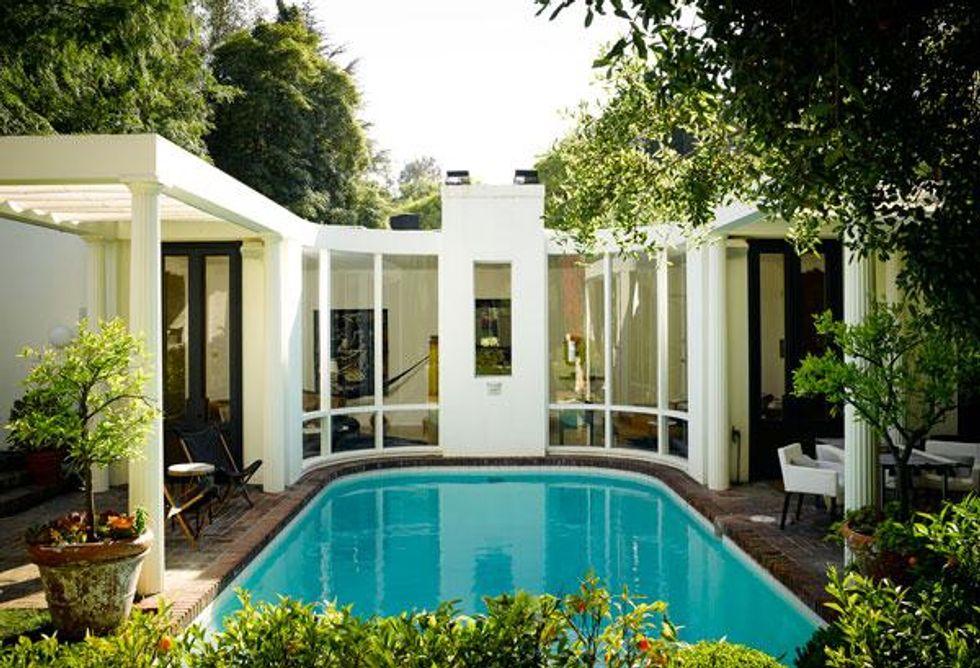 Hbz-fashionable-life-nate-berkus-pool-lgn-18048262