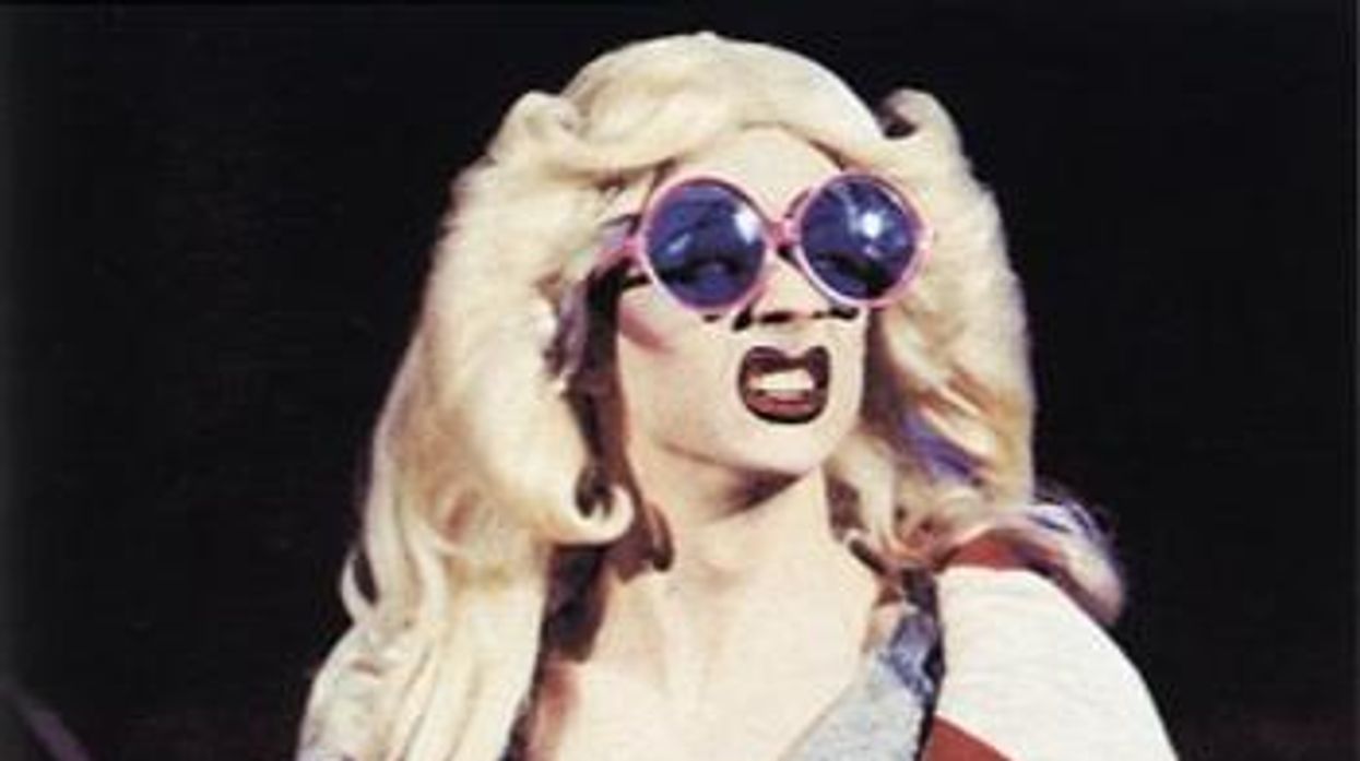 Hedwig-mitchell-play-main