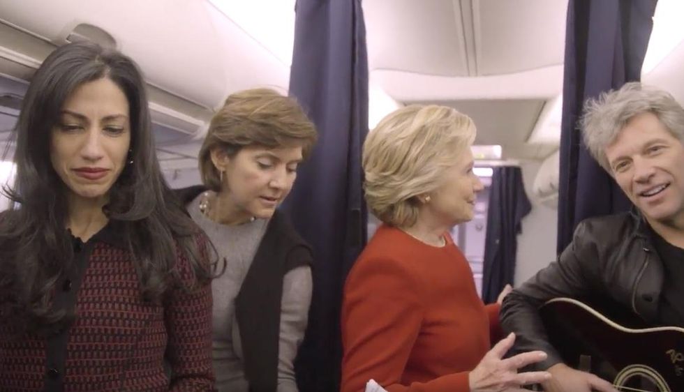Hillary-mannequinchallenge