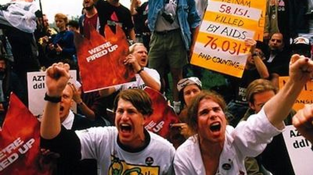 How-to-survive-a-plague_cr