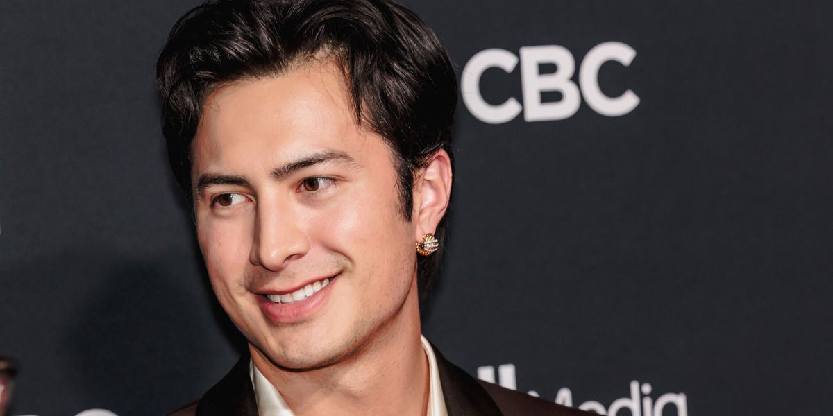 Hudson Williams shares steamy scene with Noah Reid in sexy Yaga teaser Hudson Williams shares steamy scene with Noah Reid in sexy Yaga teaser
