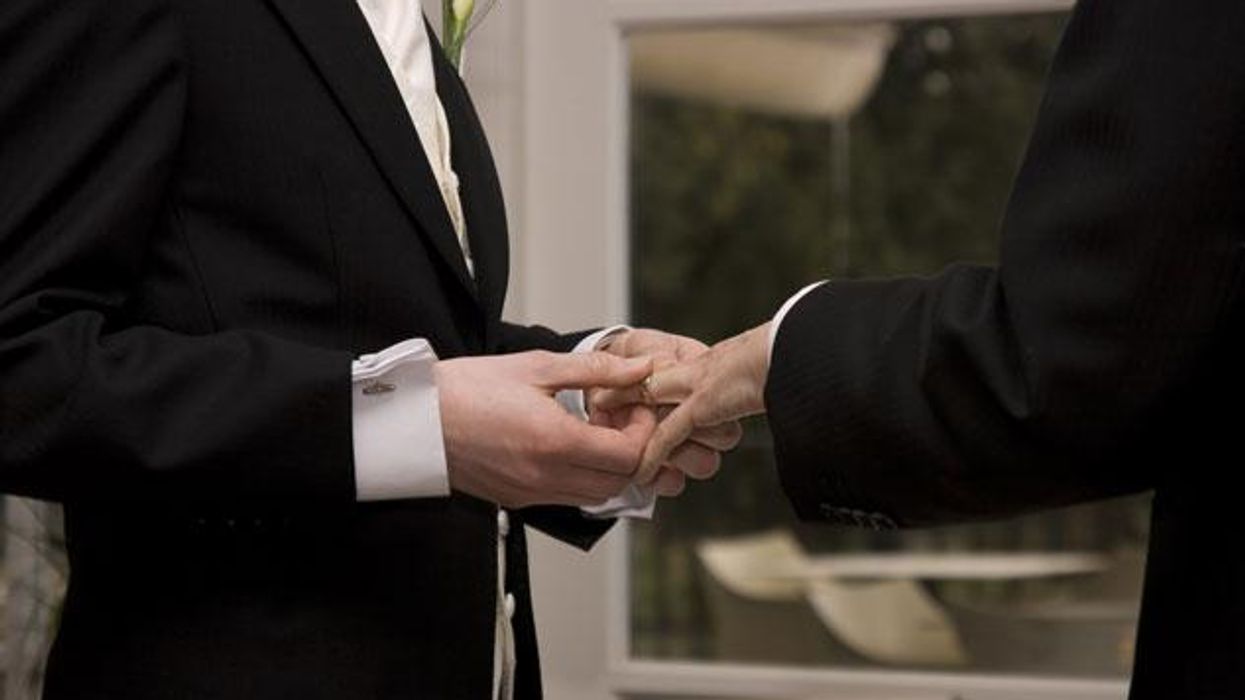 Husbandhuntingx633_0