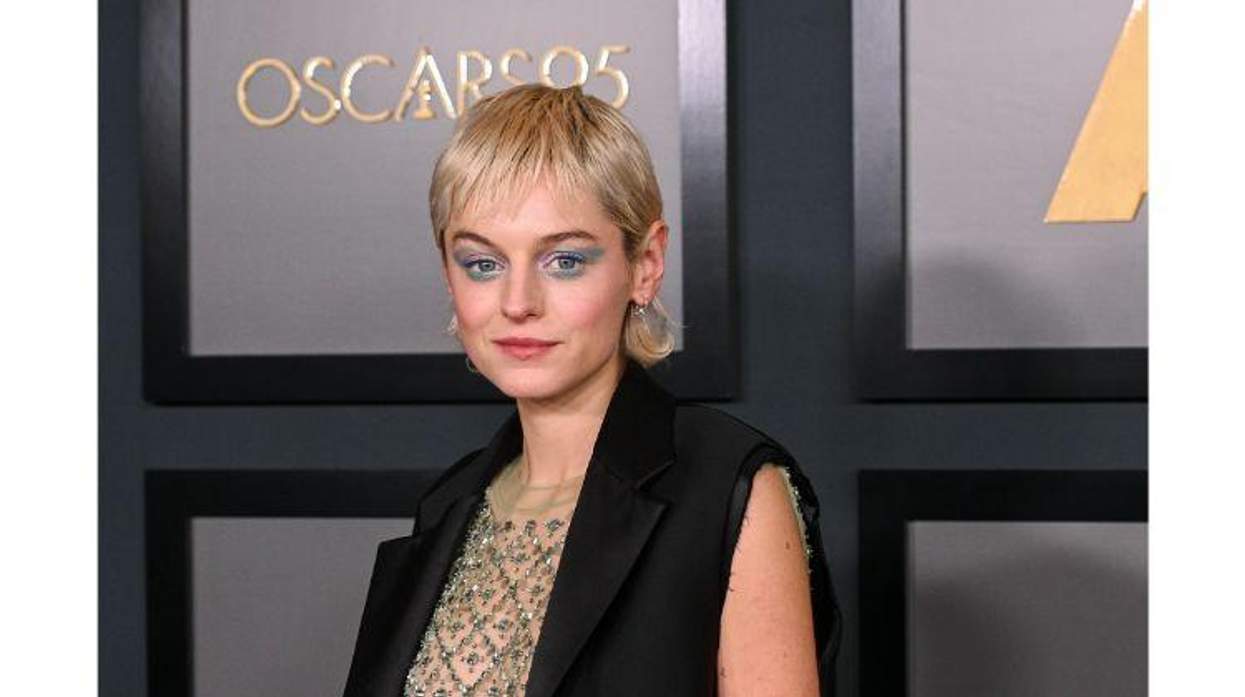 Emma Corrin on the Lack of Inclusivity in Award Categories
