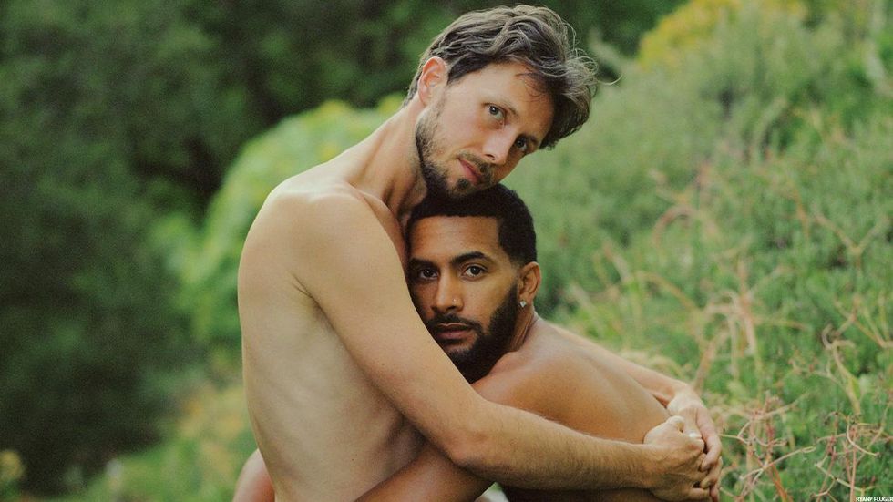 9 Breathtaking Portraits of Interracial LGBTQ+ Lovers by Ryan Pfluger