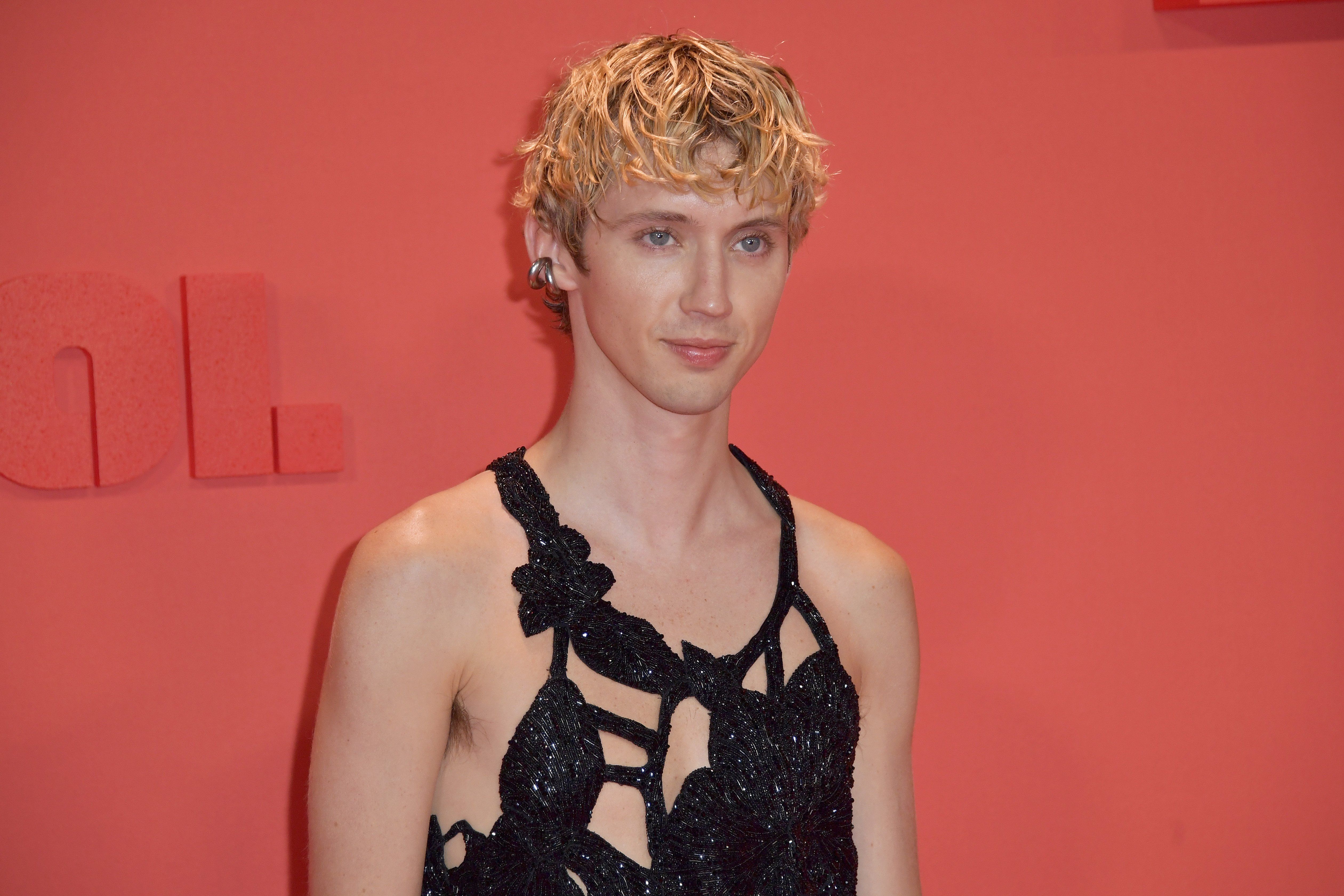 
Troye Sivan Says His Infamous 'Nasty Bad Pop Girl' Line in The Idol Was Improvised

