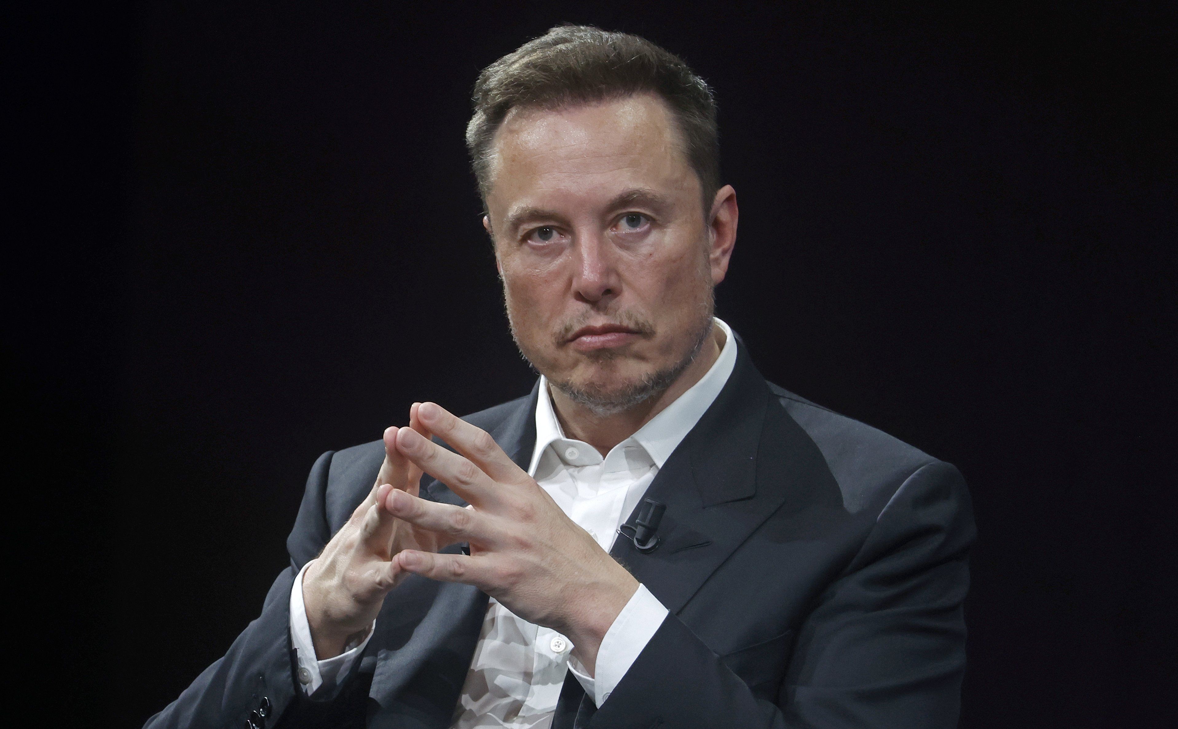 
Elon Musk Says 'Cis' & 'Cisgender' Are Slurs
