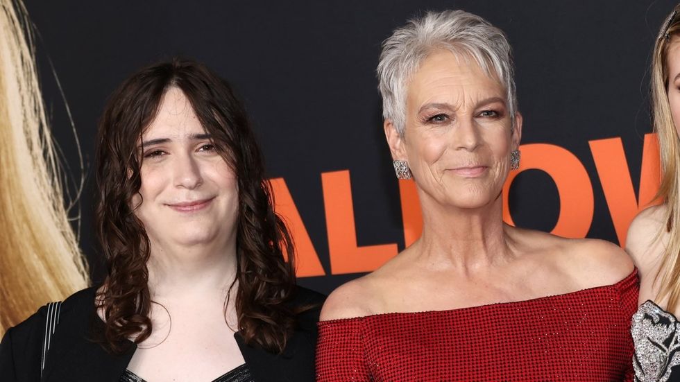 
Jamie Lee Curtis Carries On Unwavering Support For Her Trans Daughter
