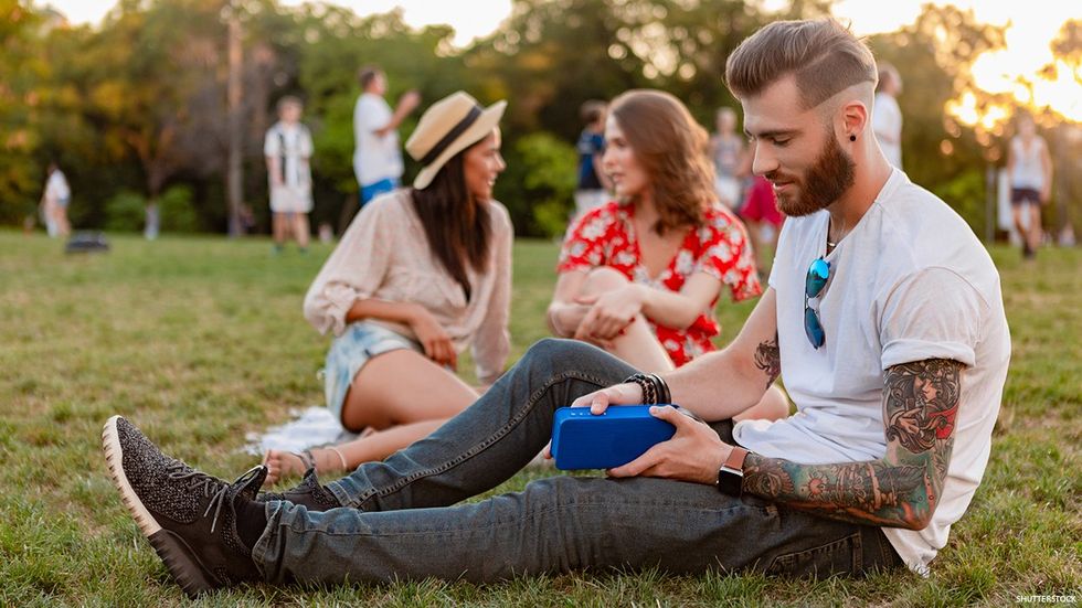 Deals of the Week: Popular Electronics & Accessories for Everyone