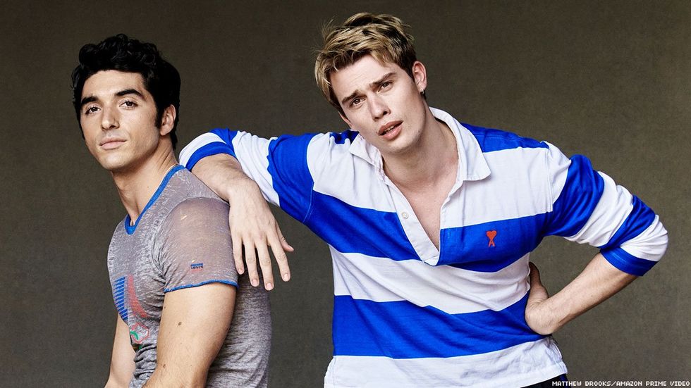 
Red, White & Royal Blue's Stars Talk 'Sweet' & 'Hungry' Gay Romance
