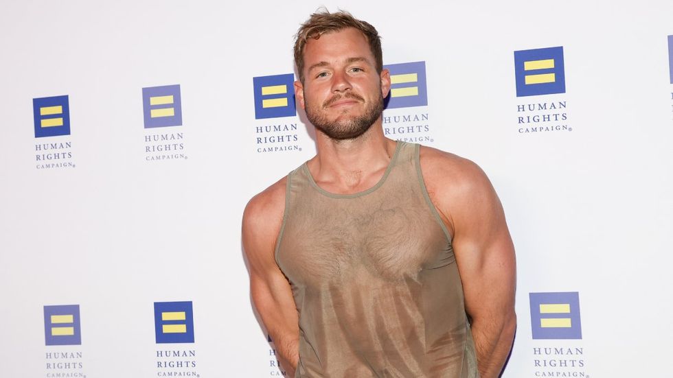 
Colton Underwood: 'Coming out journeys aren't always clean & pretty'
