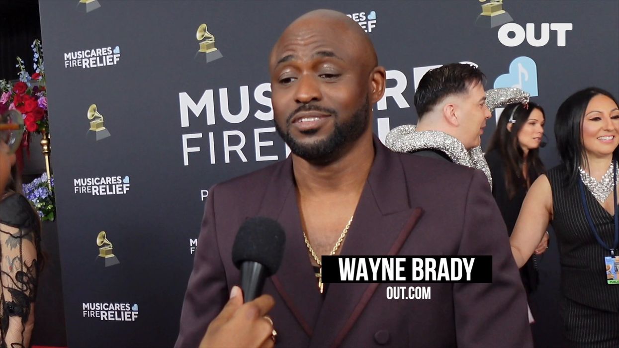 <p>Wayne Brady always made sure to watch Deborah Cox sing backstage at Broadway's <em>The Wiz</em></p>