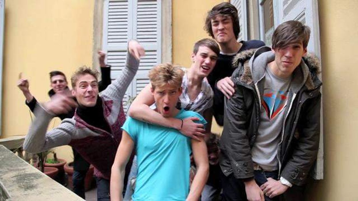 Sexy Male Models Lip-Syncing!