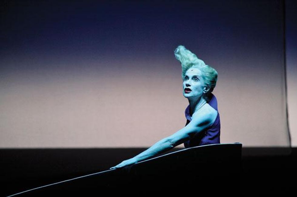 Isabelle Huppert in 'Quartett,' Robert Wilson/Michael Galasso, 2009