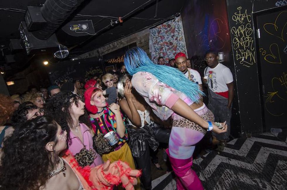 IT Presents: The Queens of Grindr's Heart