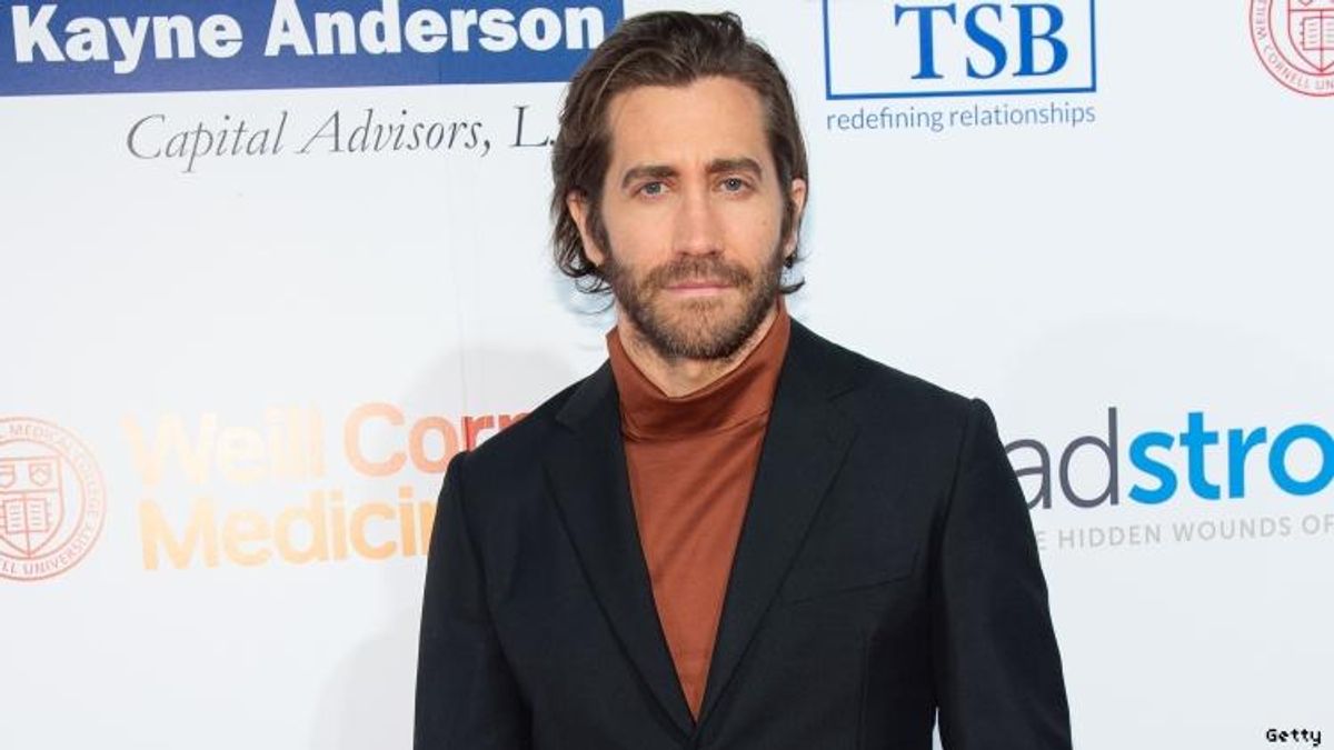 Jake Gyllenhaal to Play Gay Daddy in ‘Fun Home’ Movie