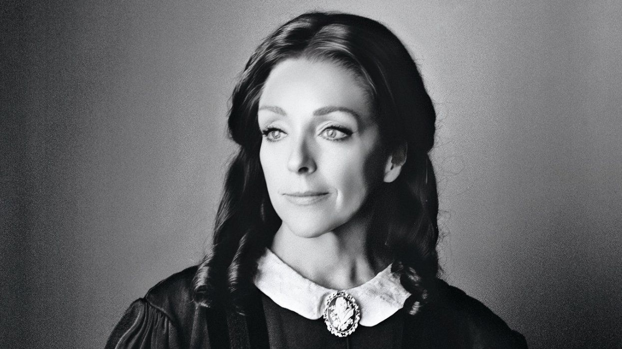 Jane Krakowski poses for portrait announcing her cast in Oh, Mary on Broadway