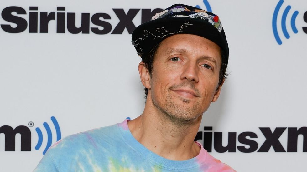Jason Mraz Is Done 'Broadcasting As Hetero' â€“ And We're So Here For It