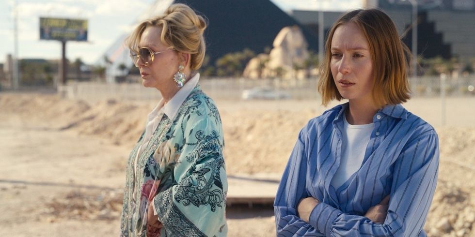 Jean Smart and \u200bHannah Einbinder on Hacks season 4