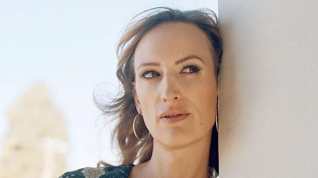 Jen Richards Nashville CMT