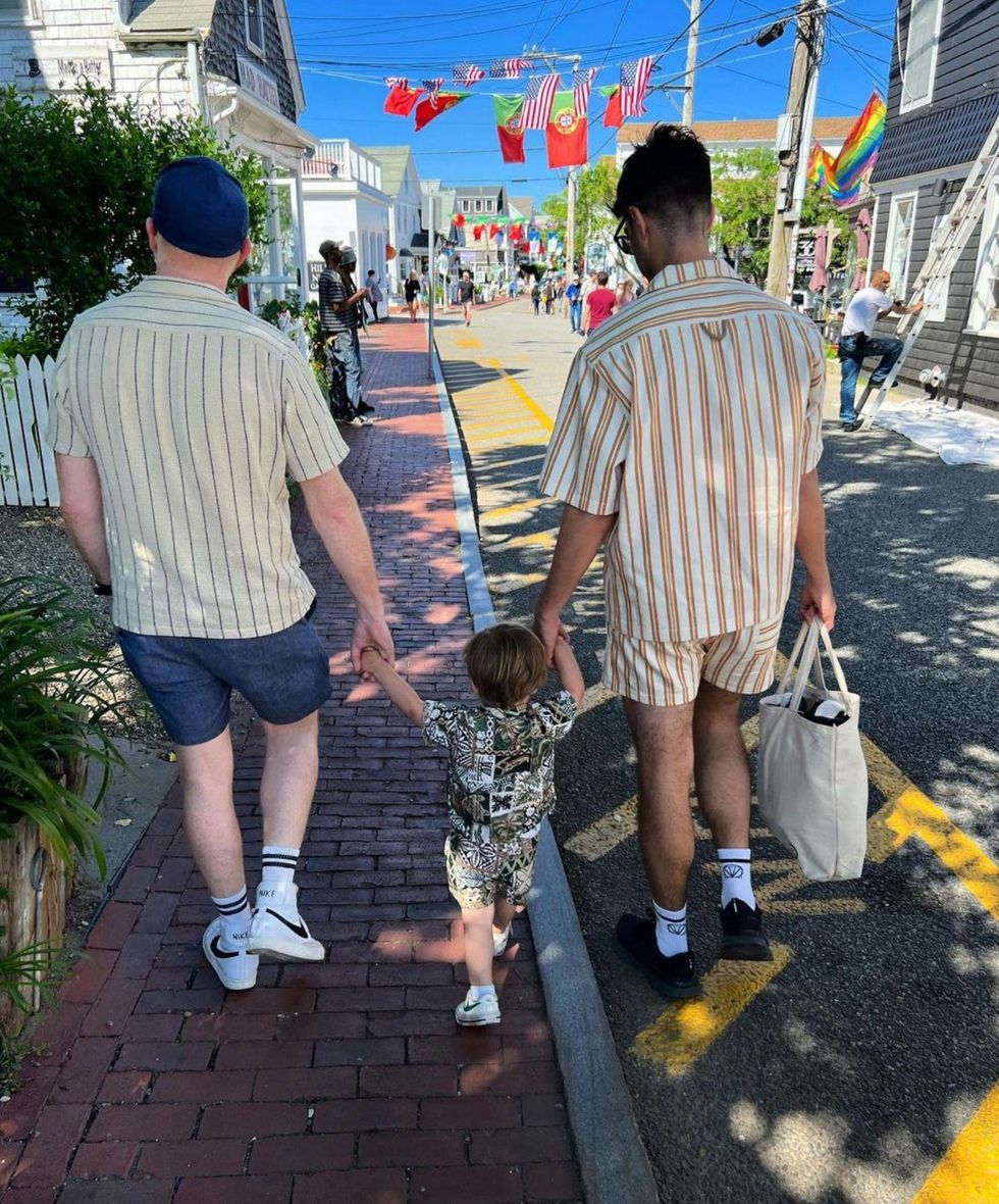 jesse-tyler-ferguson-justin-mikita