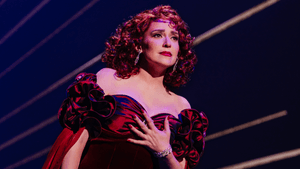 Taking on a Bette Midler role isn’t easy—just ask 'Beaches' star Jessica Vosk