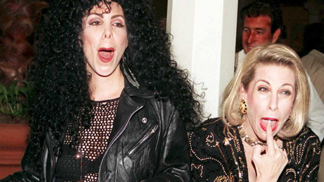 Joanrivers-closettour-main_0