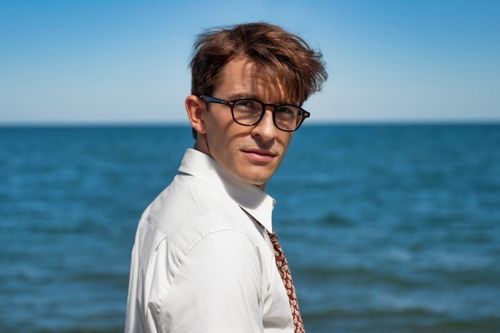 Jonathan Bailey Fellow Travelers Timothy Laughlin