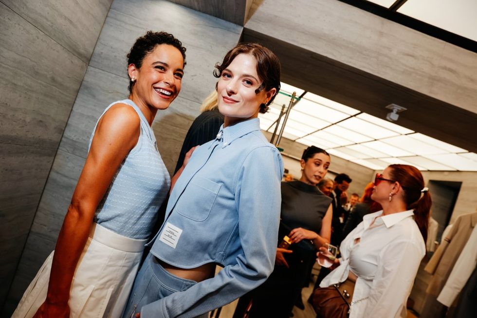 Juliana Canfield, Louisa Jacobson