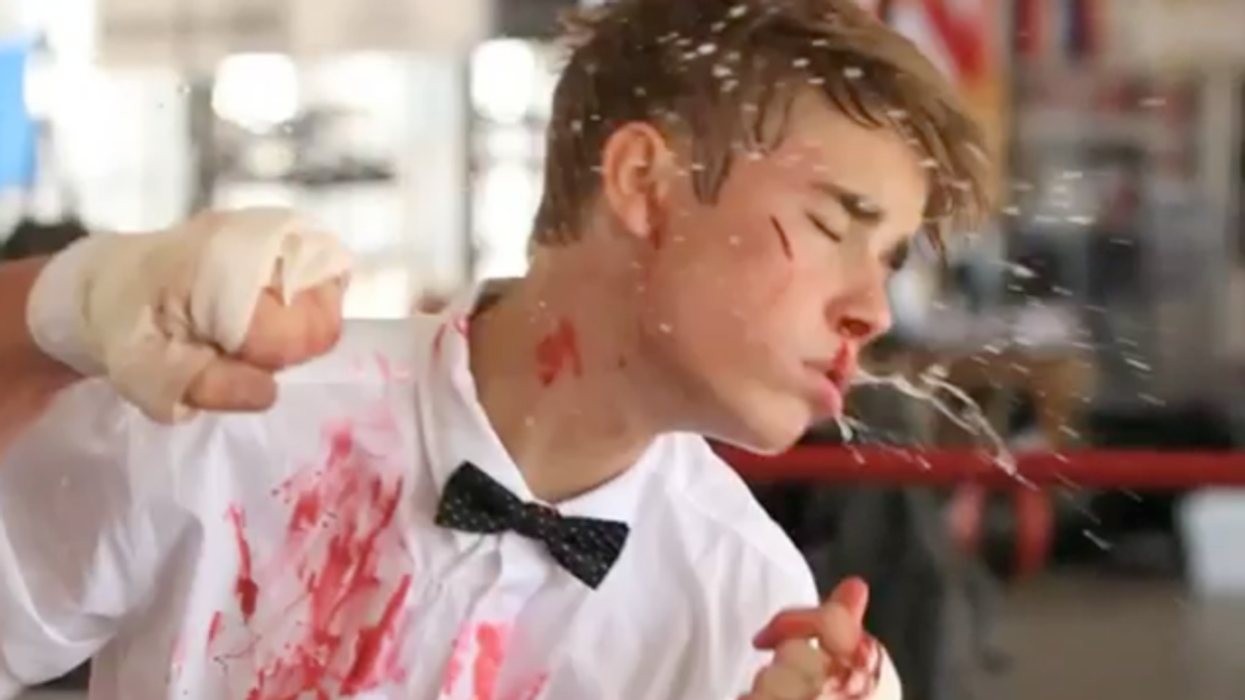 Justin-bieber-complex-magazine-rotator