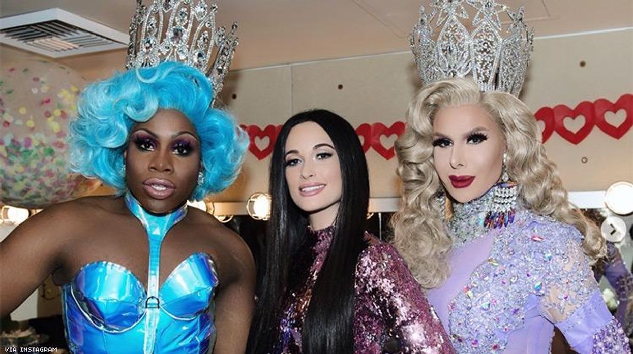 Kacey Musgraves Drag RAce