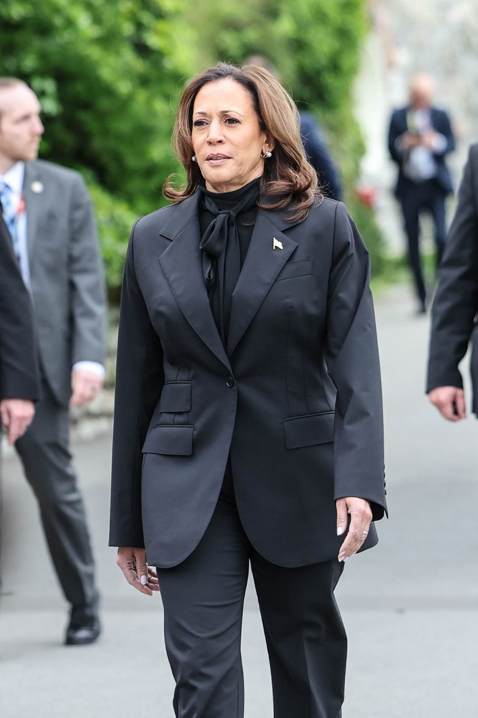 Kamala Harris' best pantsuit outfits/looks