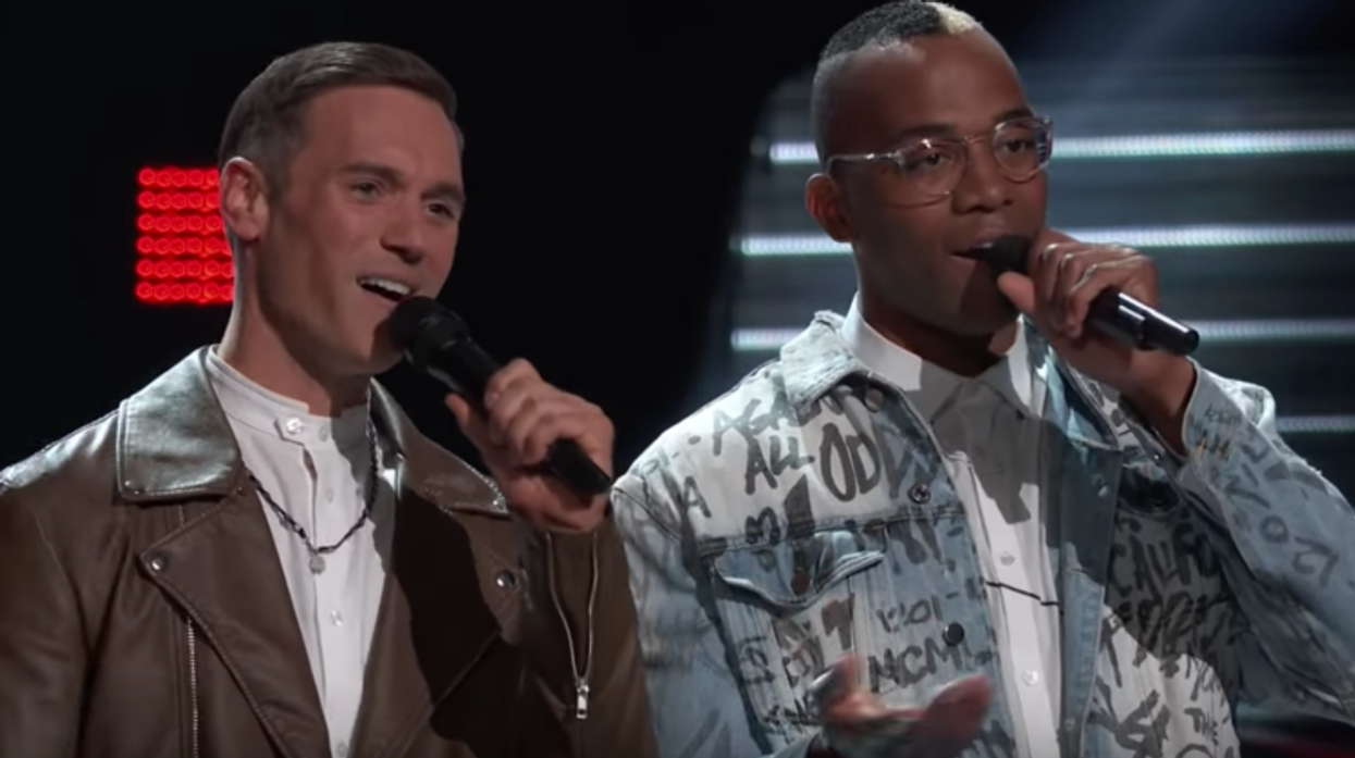 Kelly Clarkson Brought to Tears By Gay Couple's 'Voice' Audition