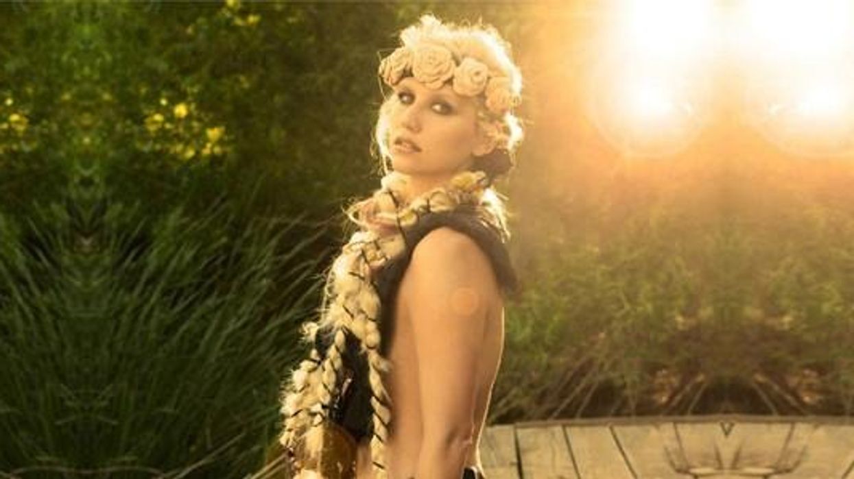 Kesha-die-young-remixes-making-of-video