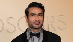 Kumail Nanjiani flaunts his sexy six-pack & ripped muscles in new film
