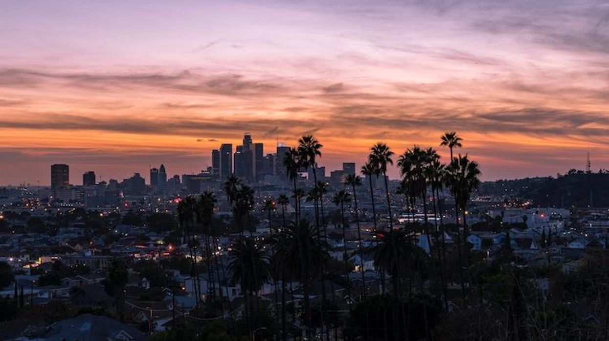 LA