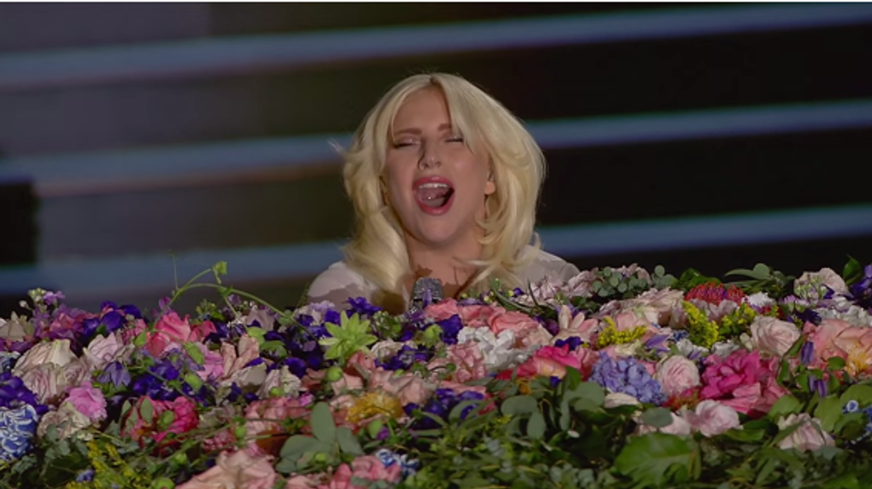Lady Gaga Cover John Lennon Imagine