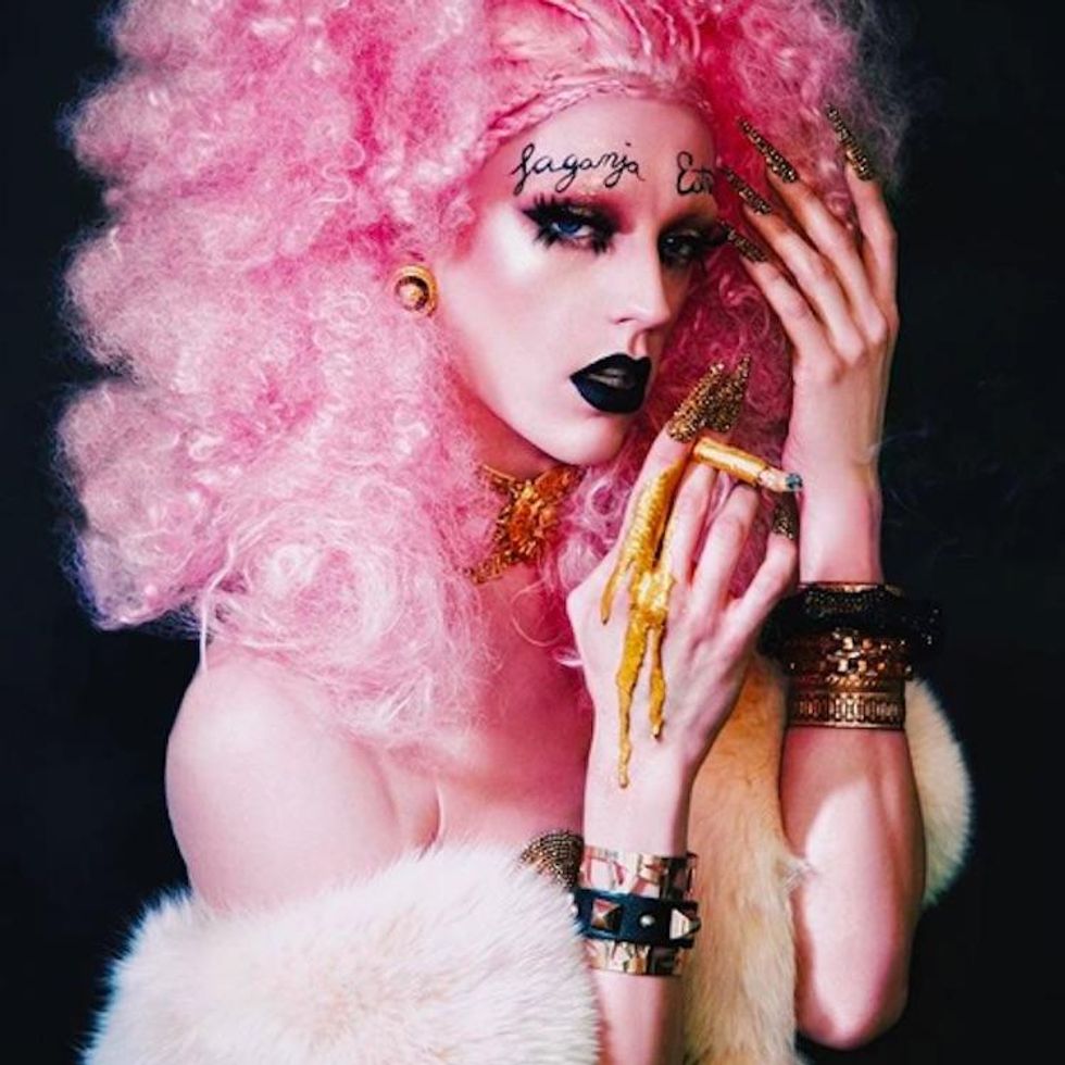 Laganja Estranja, Van Nuys